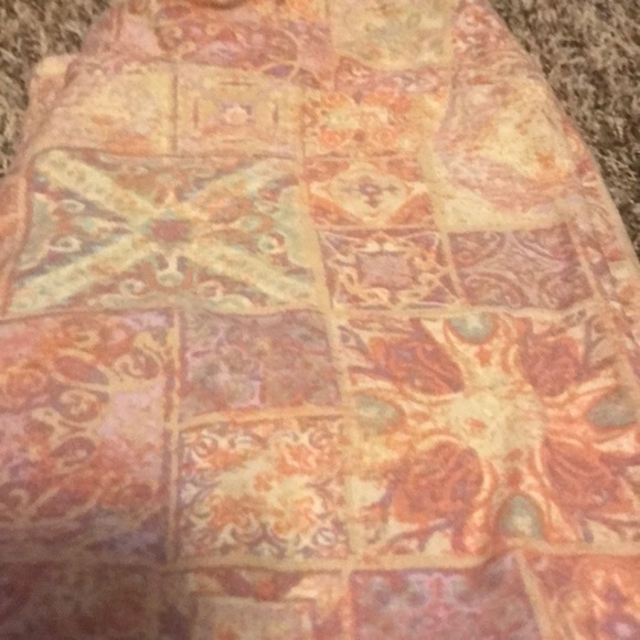 Cute fun pattern Lularoe legging bundle - Picture 4 of 6